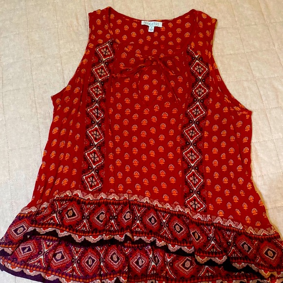 Sleeveless top - Picture 1 of 1